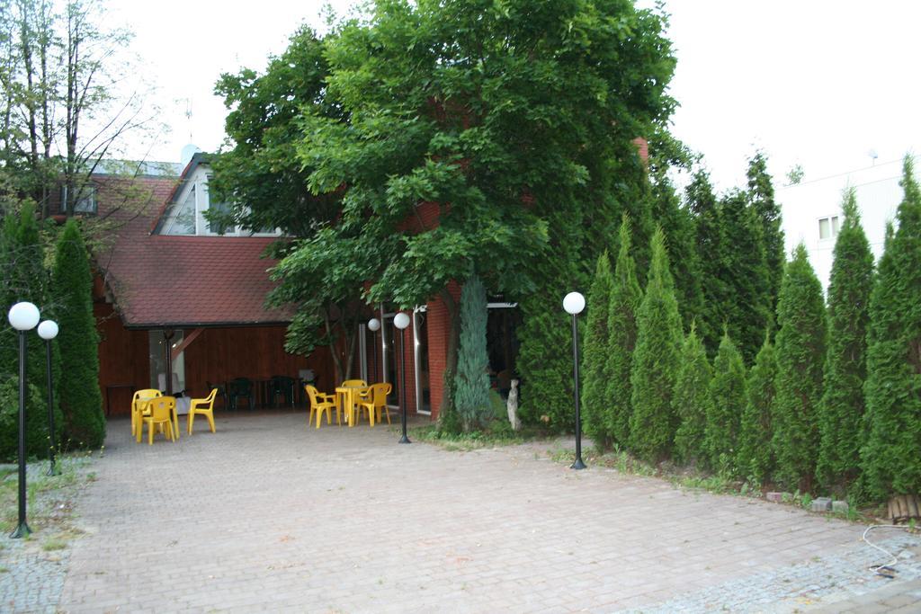 Hotel Tenishouse 마르키 외부 사진