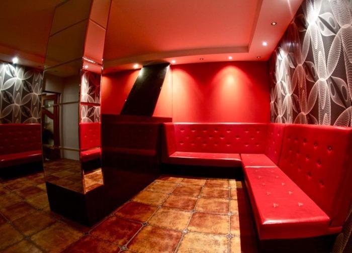 Hotel Tenishouse 마르키 외부 사진